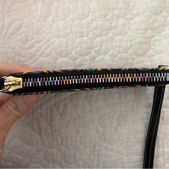 Pre-Loved: DOONEY & BOURKE Wristlet - Picture 6 of 8